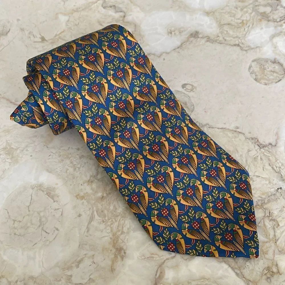 Salvatore Ferragamo 100% Silk Tie Lovebirds